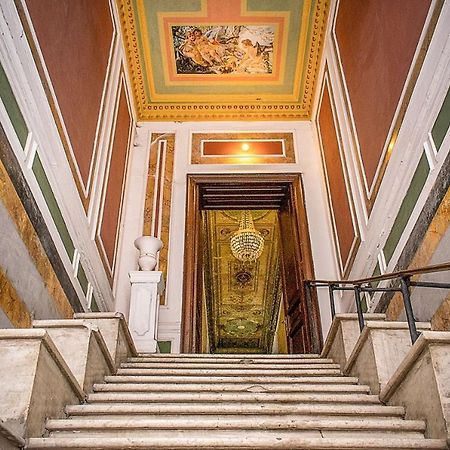 Mini-Hotel In The Very Heart Of Odessa Luaran gambar