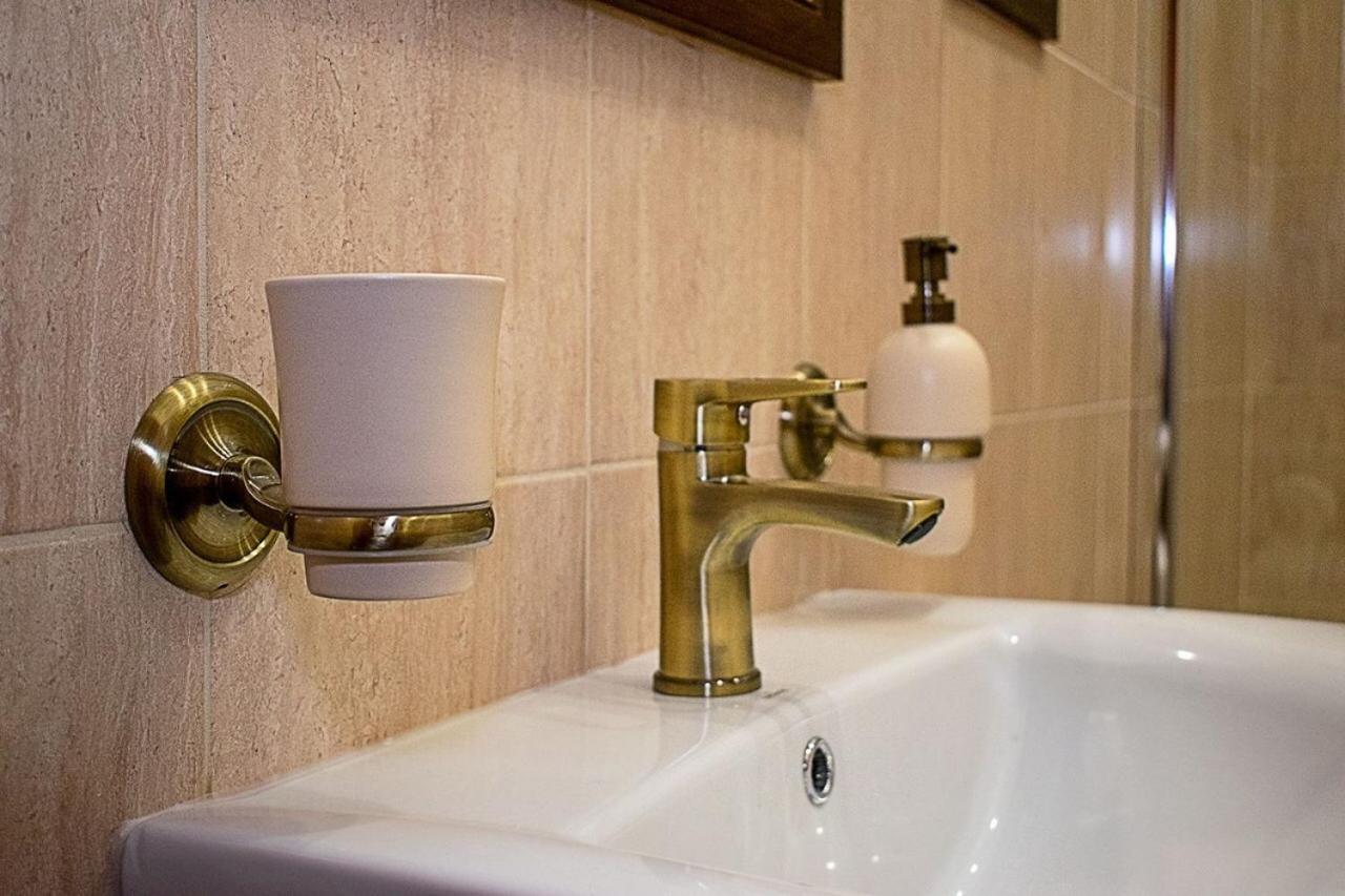 Mini-Hotel In The Very Heart Of Odessa Luaran gambar
