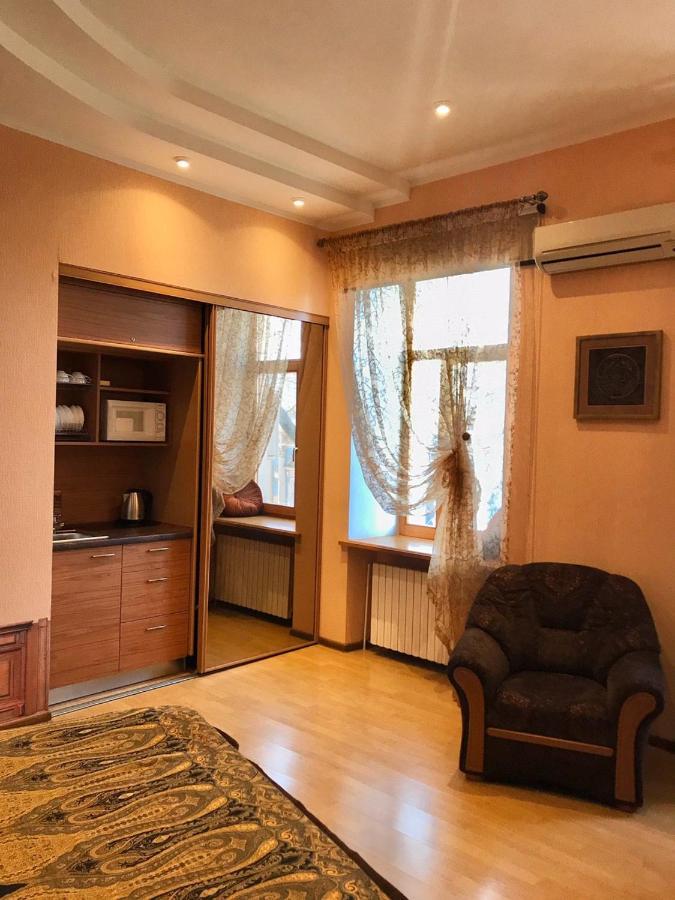 Mini-Hotel In The Very Heart Of Odessa Luaran gambar